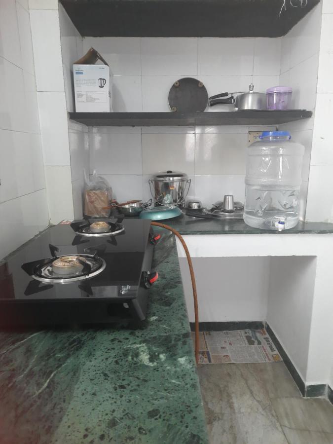 White House- 1Bk Pleasant Apartment With Open Terrace Coimbatore Eksteriør billede